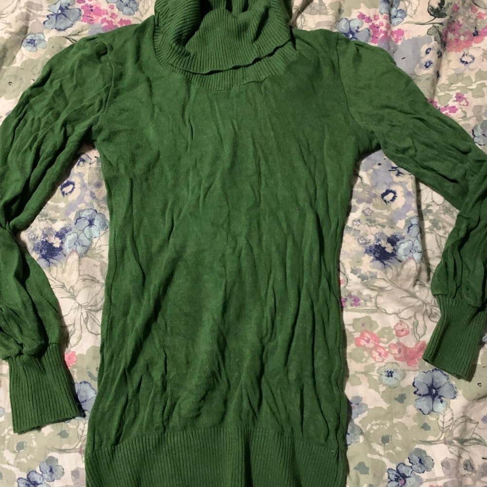 Forever 21 green long turtle neck sweater